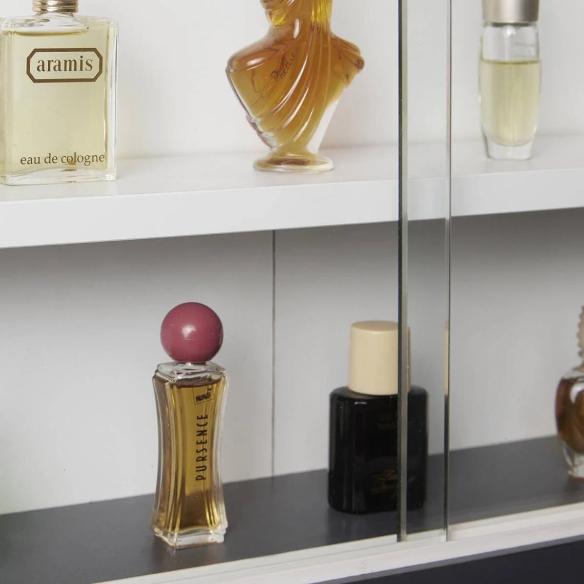 Altobuy COLLECT - Vitrine Murale 5 Compartiments Grise Et Blanche 6 Altobuy COLLECT - Vitrine Murale 5 Compartiments Grise Et Blanche – Image 4