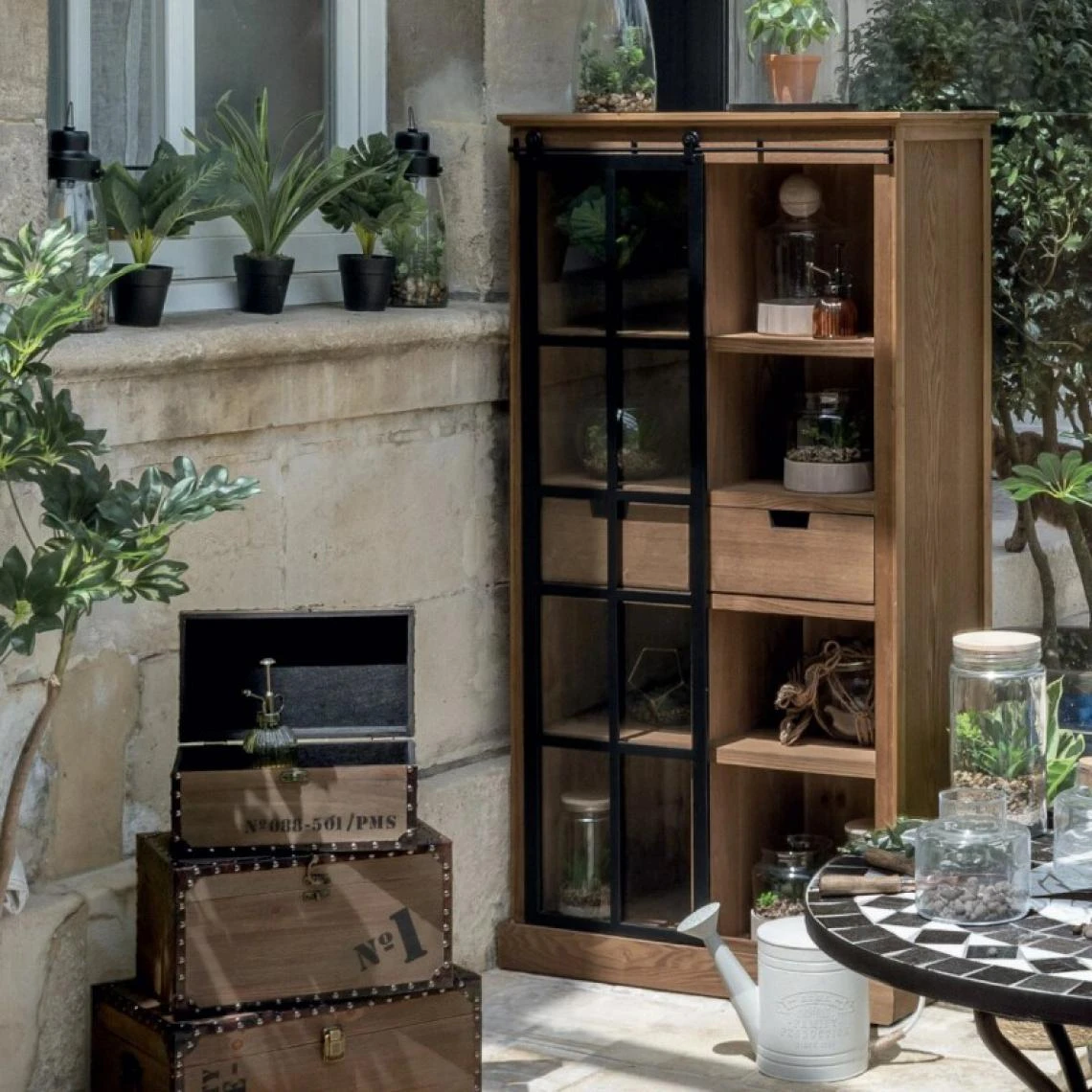 SANS MARQUE Vitrine Porte Coulissante Danik 2 Tiroirs Atmosphera - Naturel 5 SANS MARQUE Vitrine Porte Coulissante Danik 2 Tiroirs Atmosphera - Naturel – Image 3